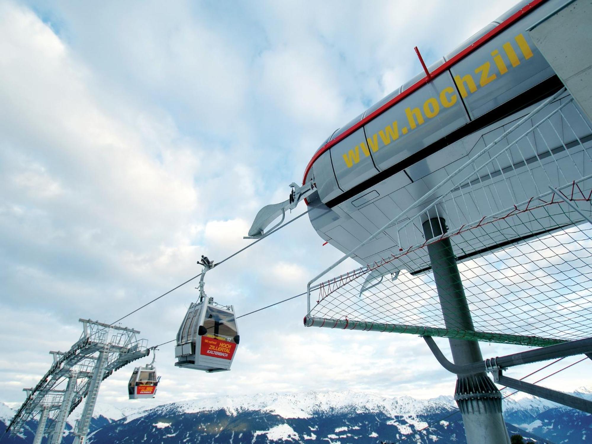 Attractive Holiday Home In Kaltenbach On The Ski Slope Stumm Kültér fotó